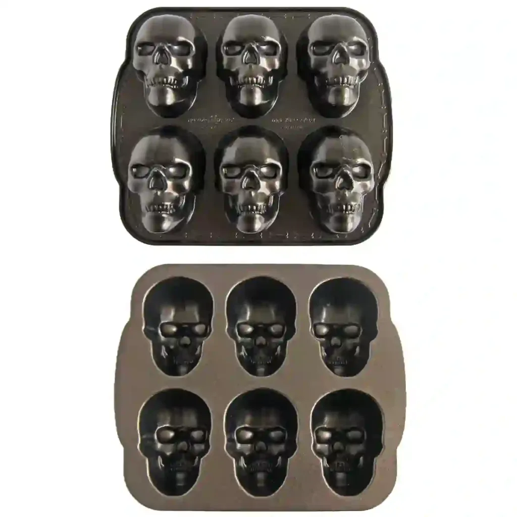 Pizza Skulls: Spooky, Stuffed, and So Easy to Make 2 pan pizza skulls reciped